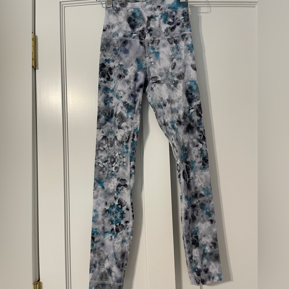 lulu lemon align size 2 tie dye leggings